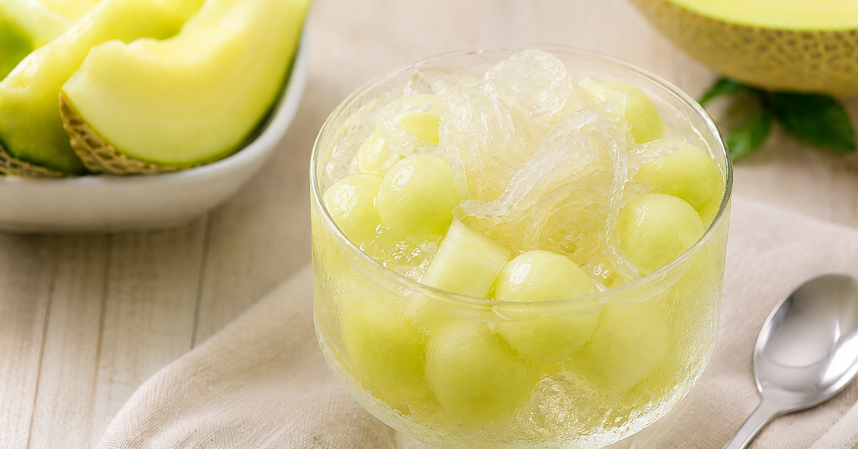 Chilled Bird's Nest with Honeydew Melon: A Light Summer Dessert